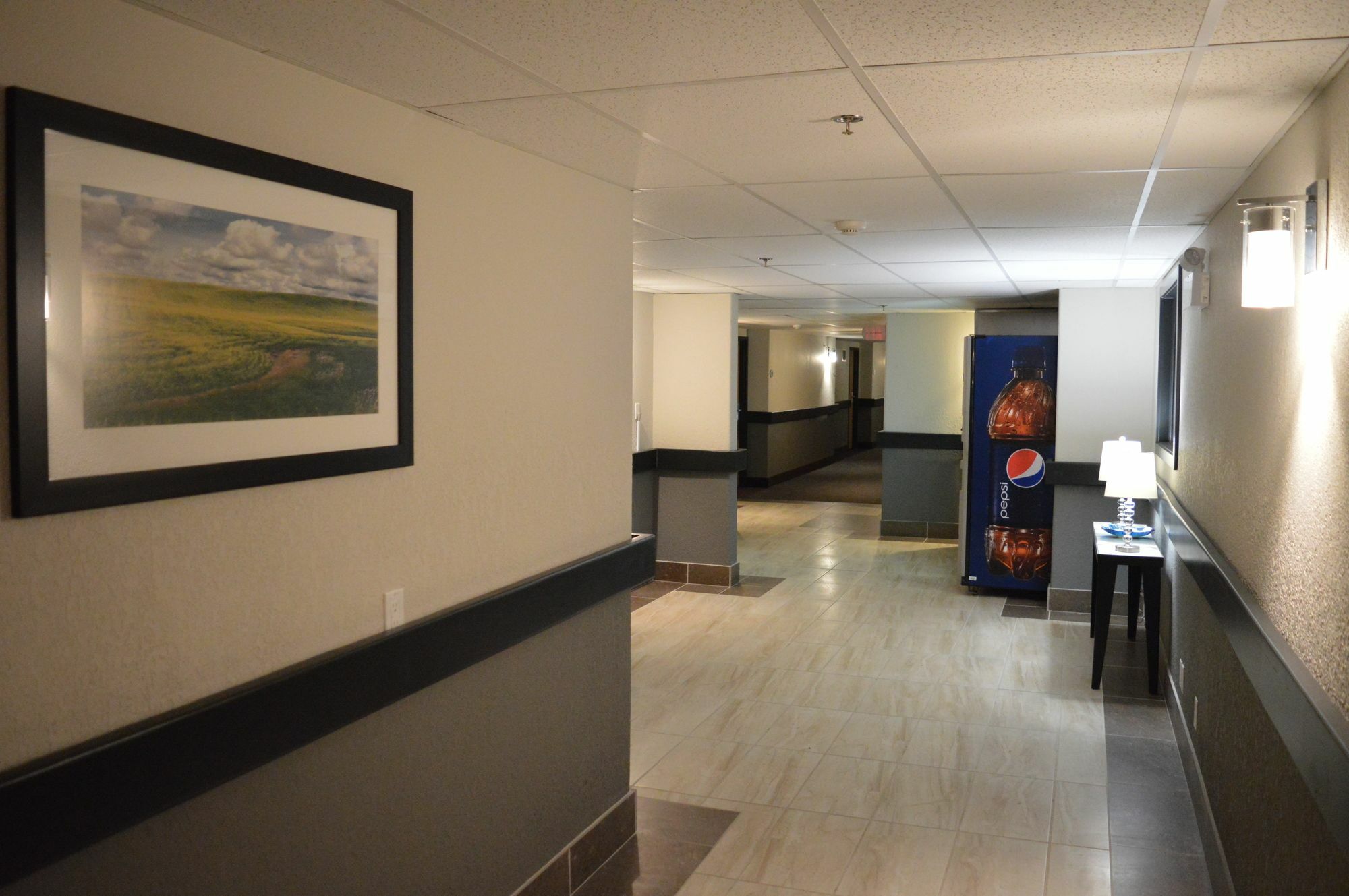 Hotel Super 8 By Wyndham Grande Prairie Zewnętrze zdjęcie